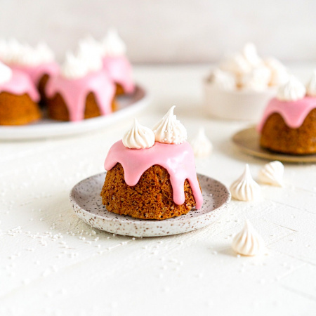 Кондитерская насадка 860 Tulip открытая звезда, Французская трубочка д.4 мм, 9 лучей Кондитерская насадка 860 Tulip открытая звезда, Французская трубочка д.4 мм, 9 лучей